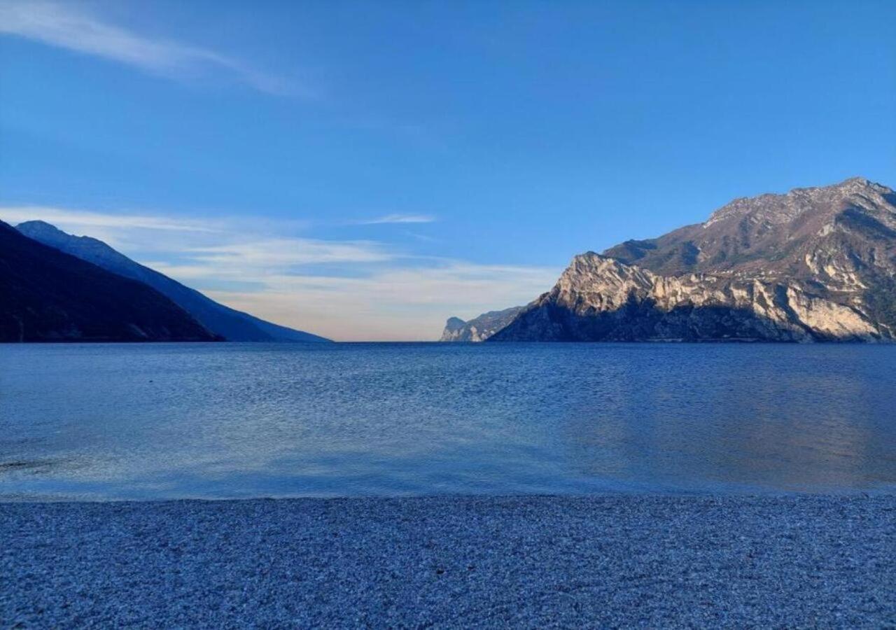 Casa Zanoni Torbole Sul Garda Exterior foto